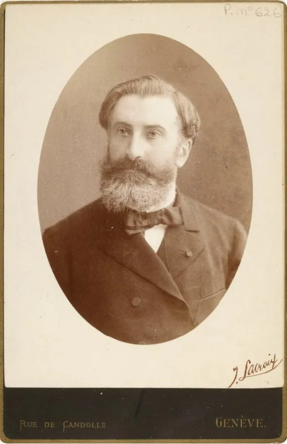 Photo-carte de visite de Gustave Moynier (1826-1910), portrait en pied ou à mi-corps, format carte de visite du studio Lacroix à Genève.